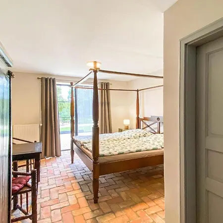 4 Bedroom Stunning In *