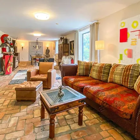 Casa vacanze 4 Bedroom Stunning In