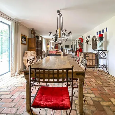 Casa vacanze 4 Bedroom Stunning In *
