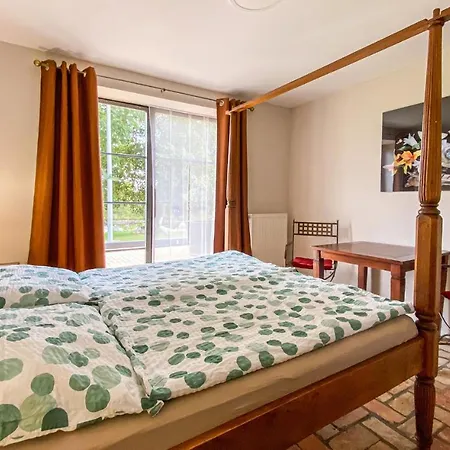 4 Bedroom Stunning In